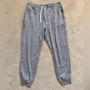 Vuori women’s performance joggers heather grey
